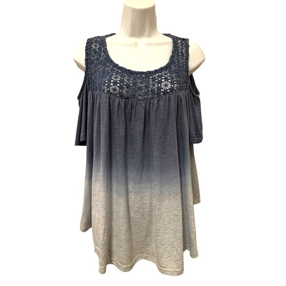 Umgee Tops - UMGEE Women’s Blue Ombré Cold Shoulder Crocheted Collar Top, Size Small